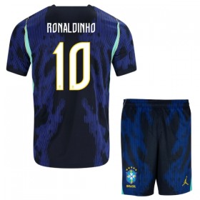 Brasilien Ronaldinho 10 Fotbollströjor Barn Borta tröja World Cup 2026 Kortärmad