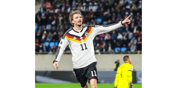 Tysklands 6-0-seger över Slovakien säkrar deras VM-kvalificering