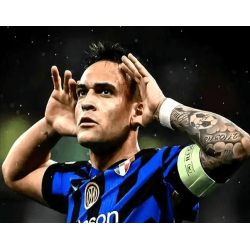 Från Alvarez till Lautaro söker Barcelonas anfallsförstärkningar svar