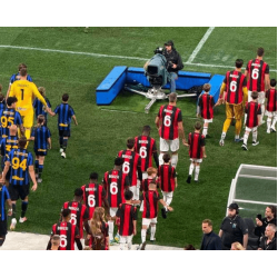 Milan Derby hyllar Baresi