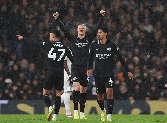 Manchester City besegrade Fulham med knapp marginal med 5-4, men deras försvar är hotat