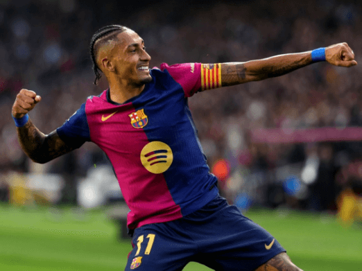 Rafinhas utelämnande från FIFA World XI utlöser kontroverser