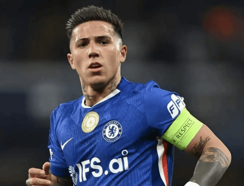 Enzo Fernandez avstängning har gett näring åt övergångsryktena, kommer Chelsea att släppa honom?